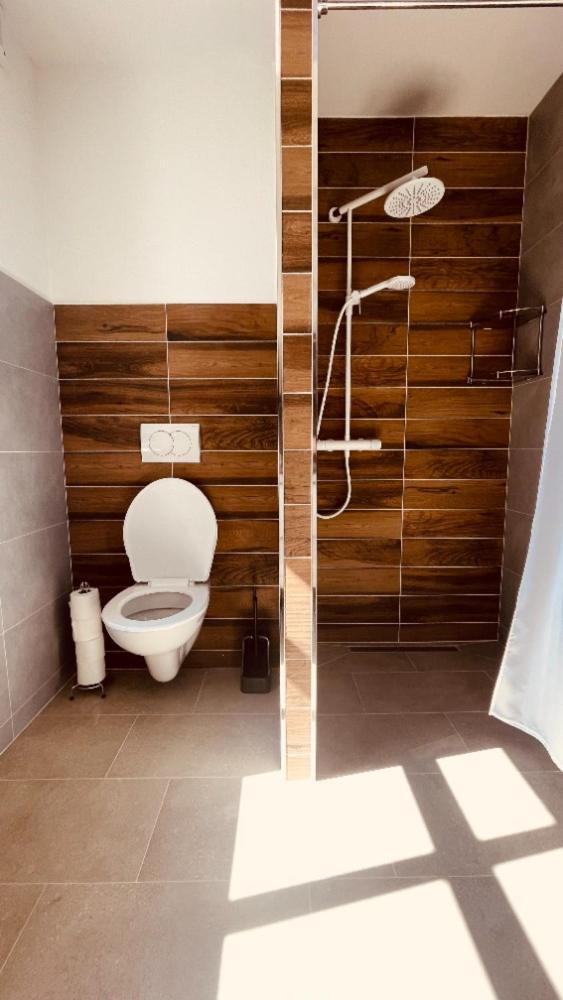 Apartmany Hvezdecka Броумов Екстериор снимка
