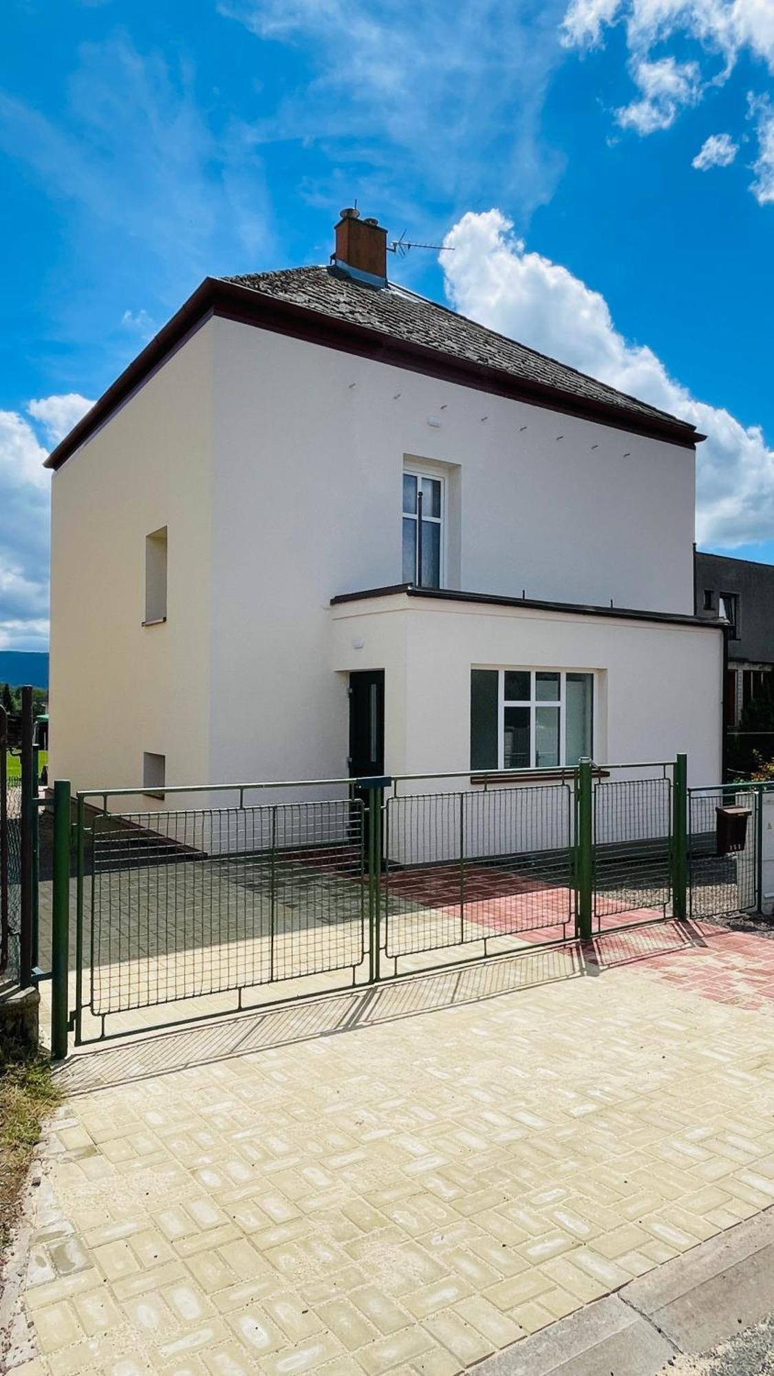 Apartmany Hvezdecka Броумов Екстериор снимка
